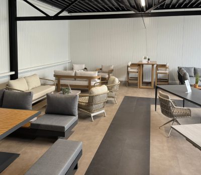Tuinmeubelwinkel showroom